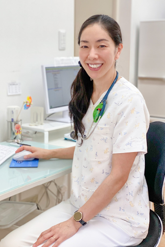 院長 赤堀 茉莉香